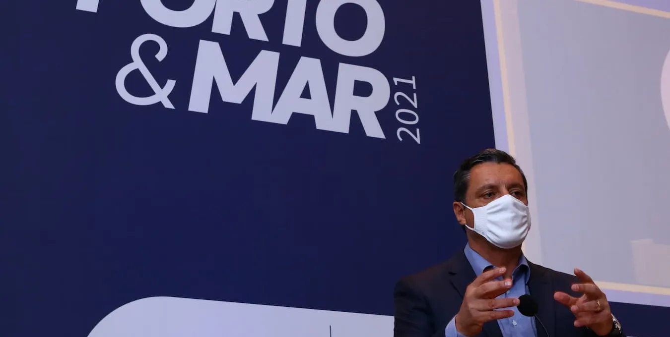  Prefeito de Santos, Rogério Santos, abriu a apresentação do 2º painel do Encontro Porto & Mar  