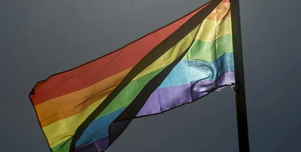  A Parada do Orgulho LGBTQIA+ de Santos faz parte da programação de eventos da 10ª Semana de Diversidade Sexual da Cidade. 