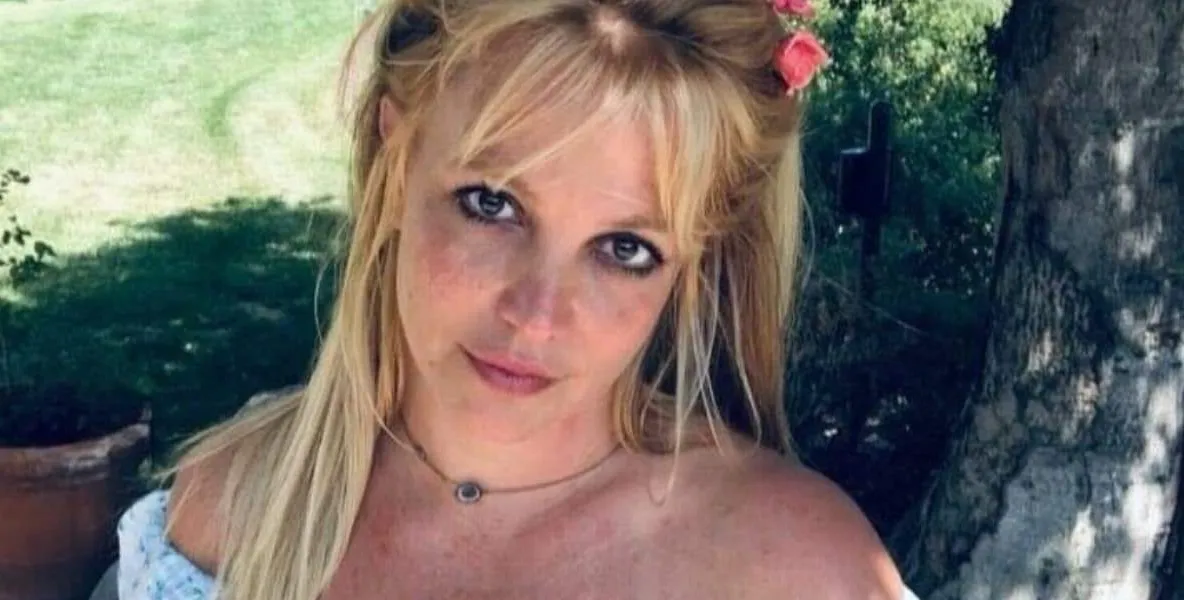   Britney Spears fala publicamente em audiência pedindo o fim de sua tutela  
