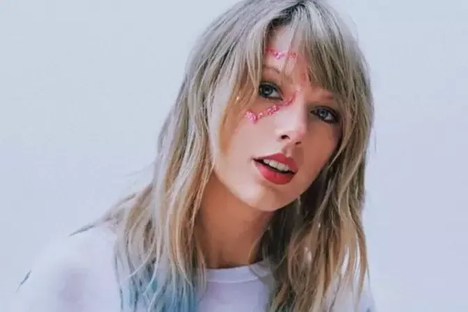 Taylor Swift lança 'Carolina' música do filme 'Um Lugar Bem Longe Daqui'