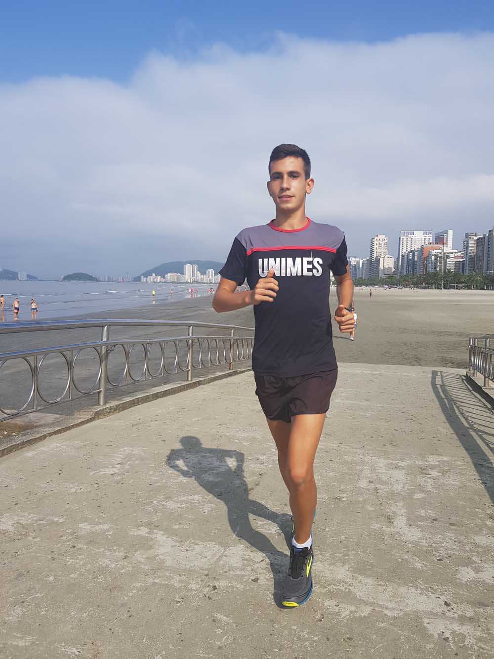 João Magalhães iniciou a carreira no futebol, mas agora é corredor
