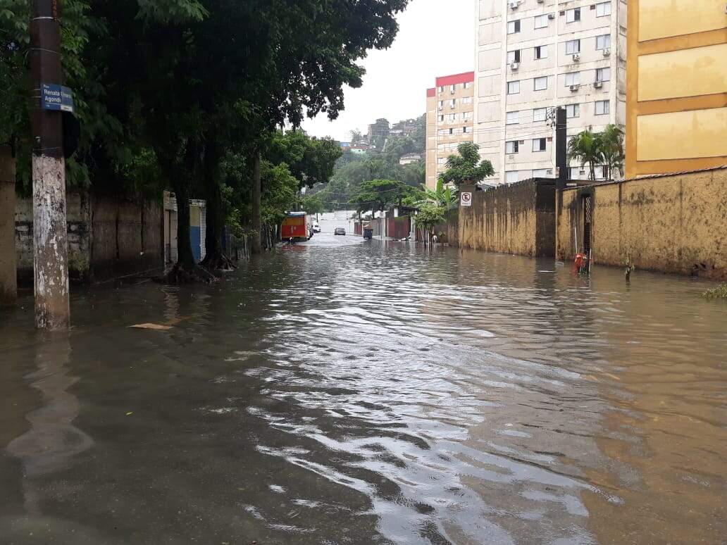 No Saboó, Rua Renata Agondi ficou debaixo d'água
