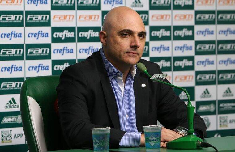 Cartola disparou contra a arbitragem brasileira e criticou os erros