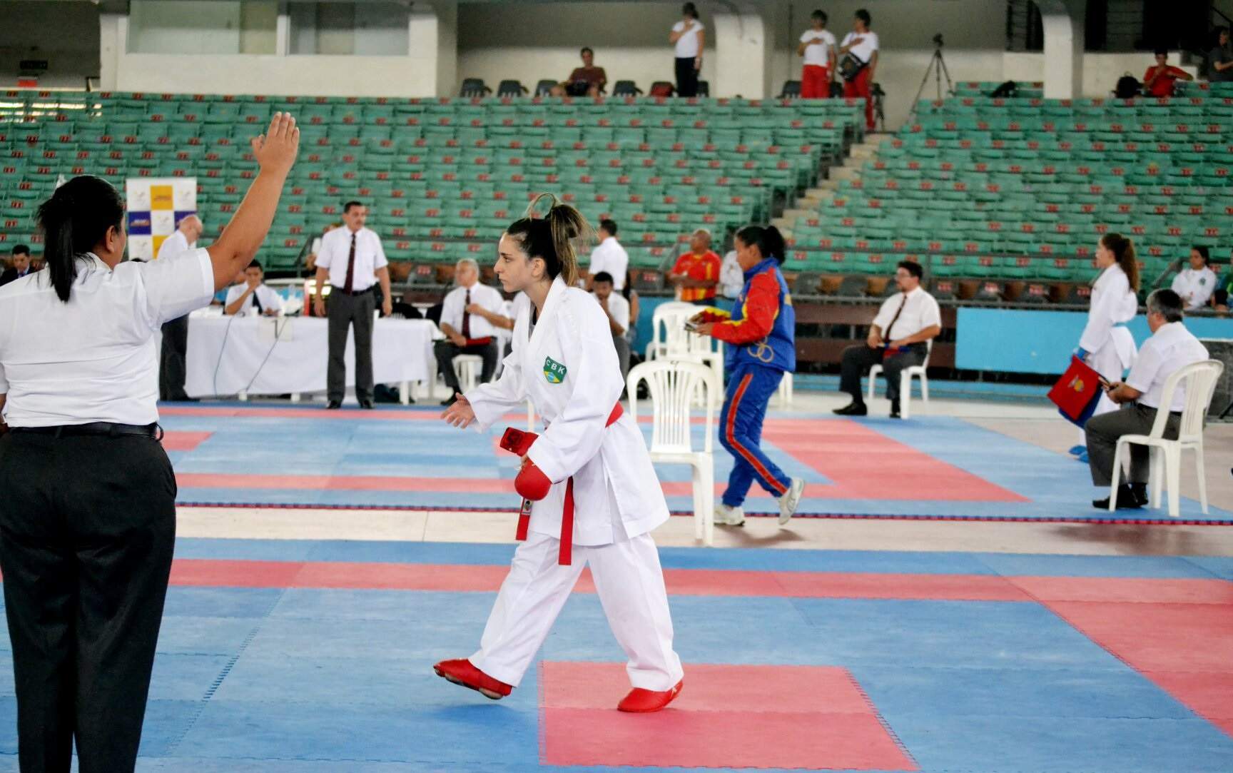 Jéssica Linhares disputou o Mundial de Caratê, em Madri 