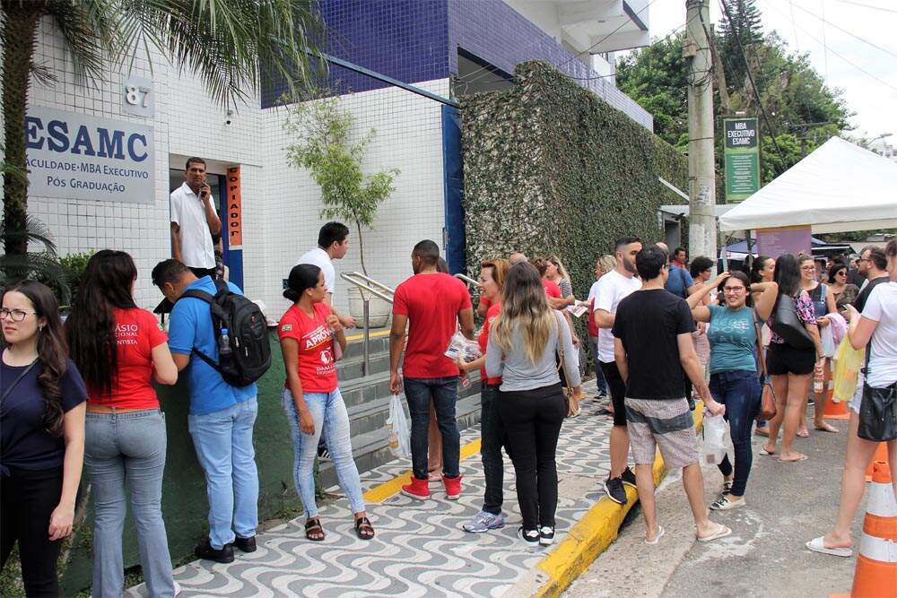 Primeira fase do exame foi realizada em Santos, neste domingo (18) 