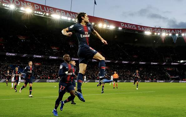 Cavani marcou o gol que garantiu a vitória do PSG por 1 a 0 