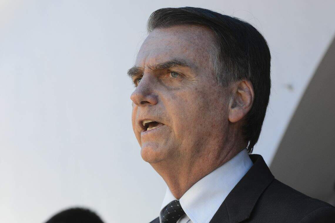 Bolsonaro deverá se dirigir à Marambaia no início da tarde de sábado (22) com a família