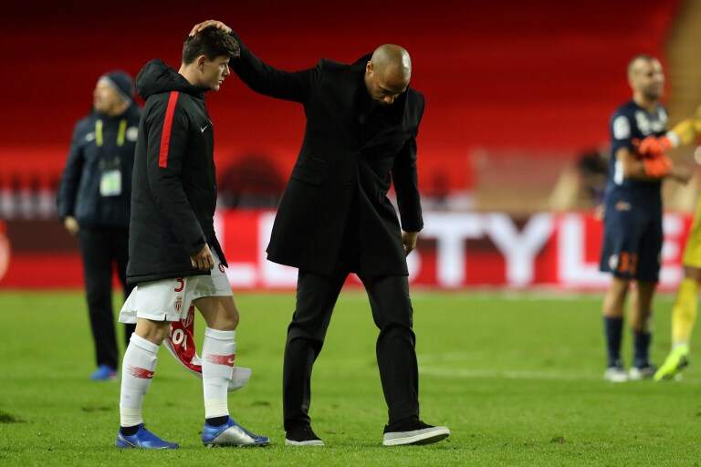Ídolo do clube enquanto jogador, Henry amarga mau início como técnico do Monaco