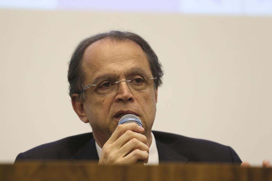 Ministro Caio Vieira de Mello espera que Bolsonaro repense a decisão