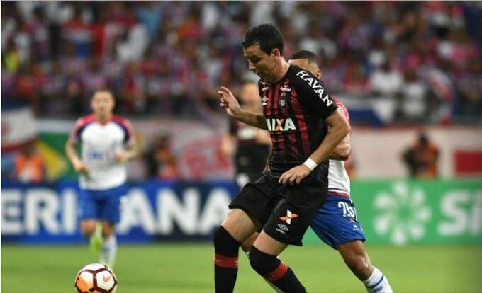 Campeão da Sul-Americana, atacante Pablo interessa ao São Paulo 