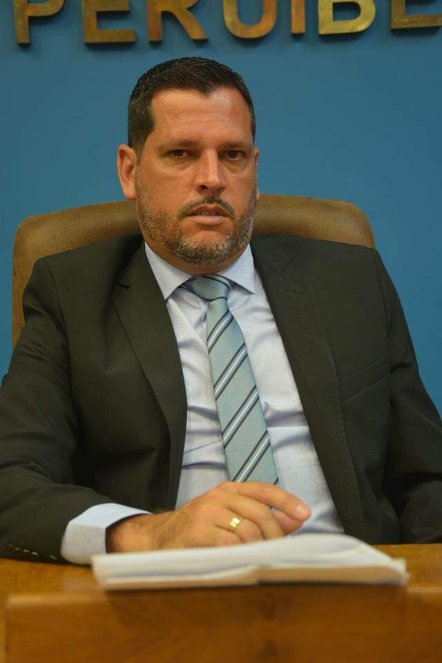 Ex-líder do Governo Luiz Maurício, Paulinho da TV é o atual presidente da Câmara 
