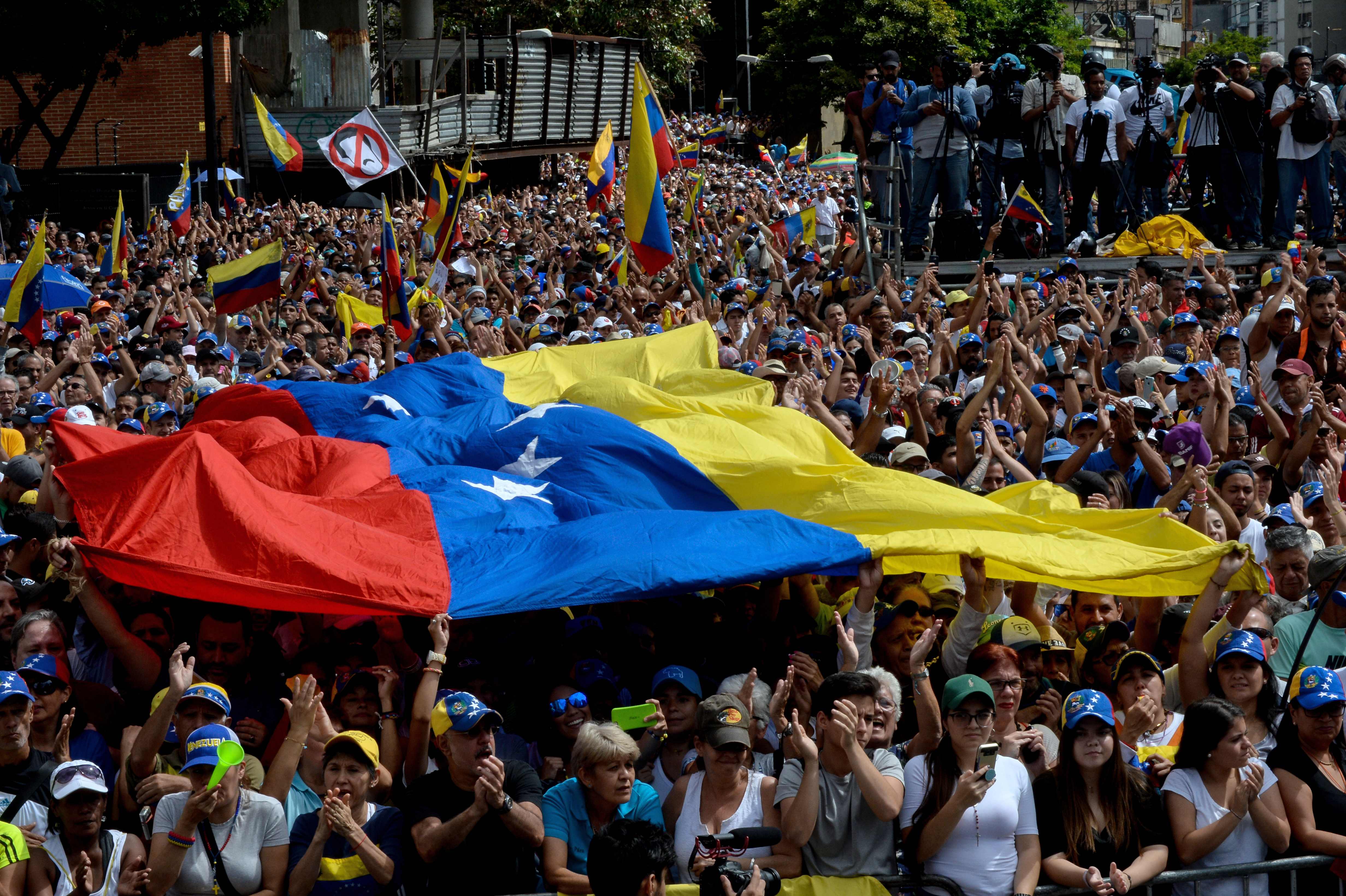 Manifestantes venezuelanos