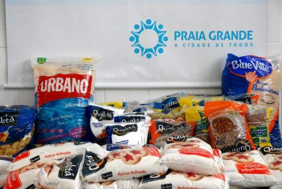 Mais 150 kg de alimentos doados ao Fundo Social de Solidariedade de Praia Grande