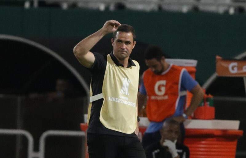 Jardine está na berlinda após derrota na Libertadores, mas poderia ser diferente