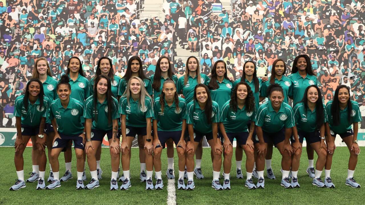 Equipe feminina do Palmeiras foi apresentada oficialmente nesta quarta-feira (13)