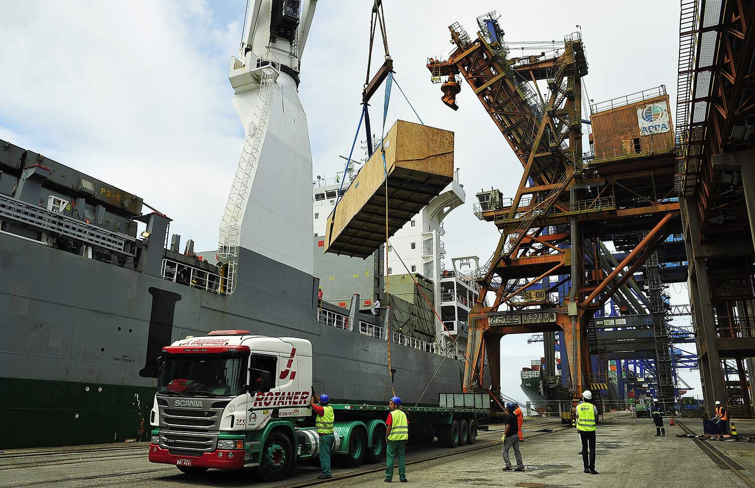 Porto de Paranaguá registra crescimento de 20% nas exportações em janeiro