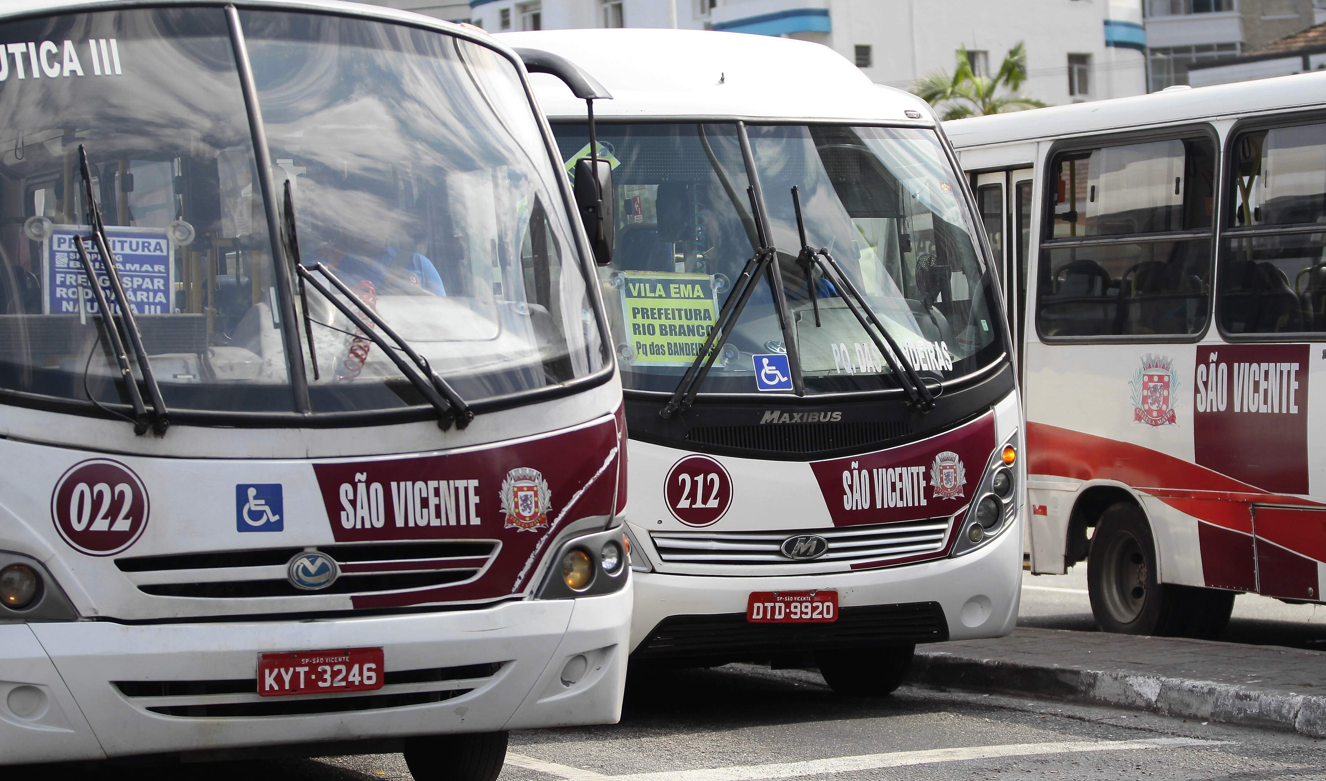 Atualmente, sob comando da Cooperlotação, transporte em São Vicente é feito por micro-ônibus