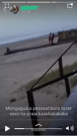 Homens são flagrados cometendo ato obsceno na praia, em vídeo que circula nas redes sociais