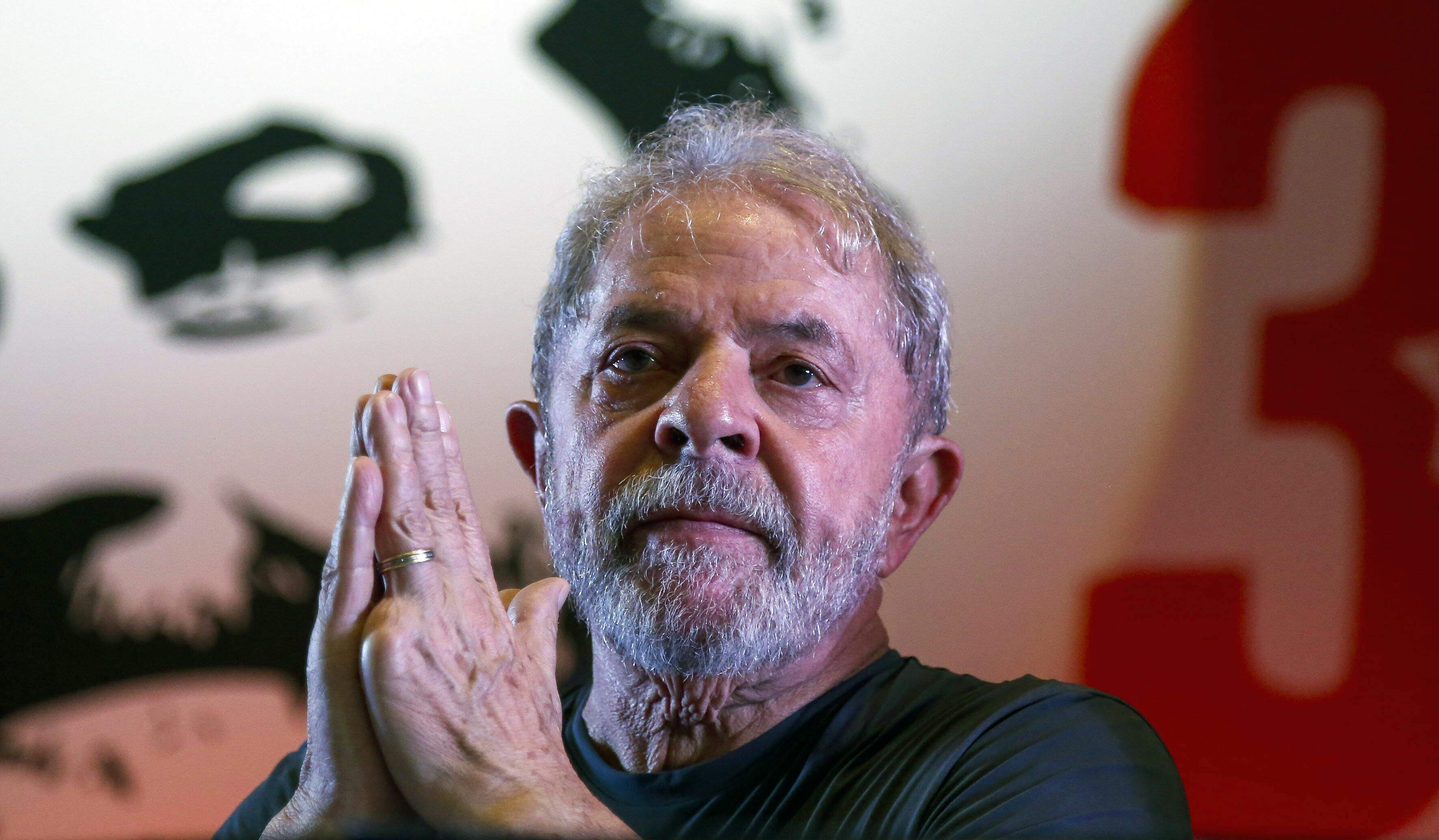 Pena do ex-presidente Lula passa a ser de 8 anos e 10 meses