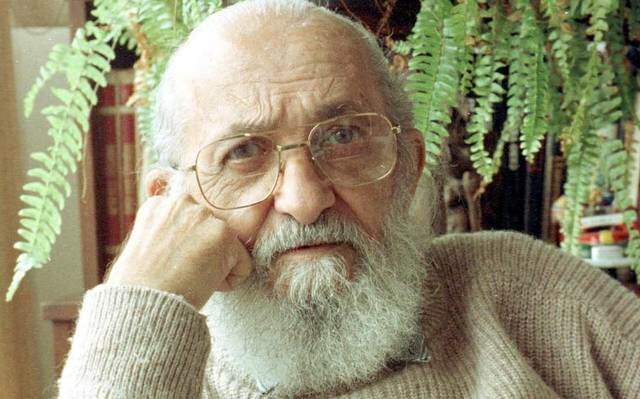 Paulo Freire ganhou 41 títulos de doutor honoris causa de universidades como Harvard e Cambridge