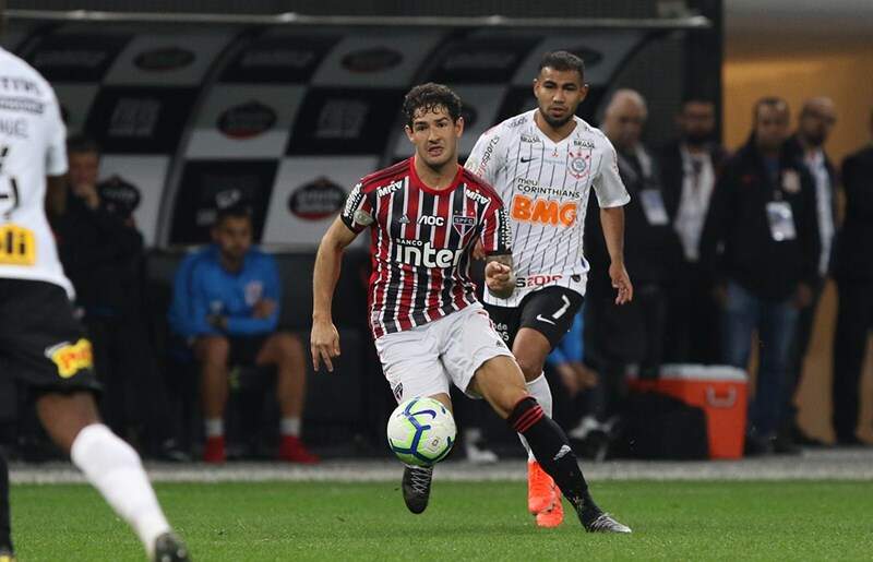 Em poucos jogos, Pato ainda não desencantou no seu retorno ao São Paulo