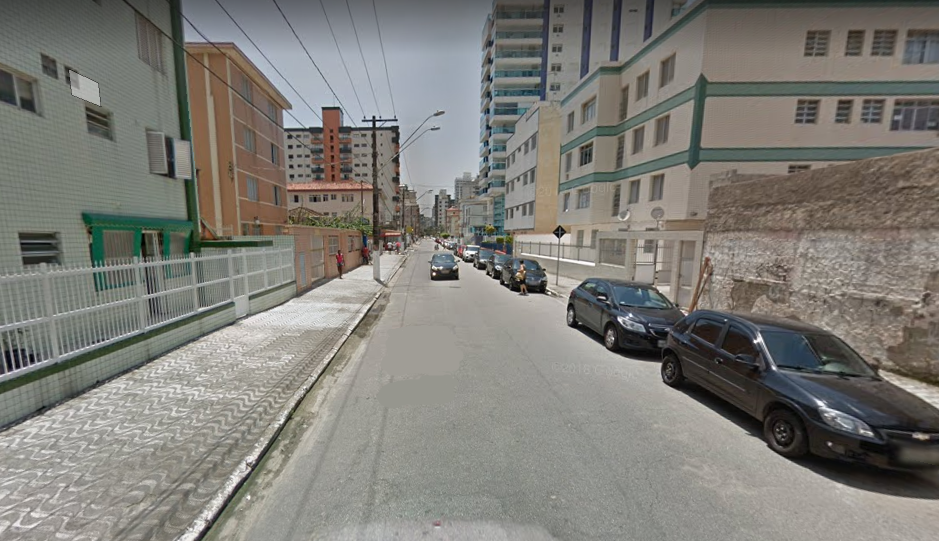 O trecho interditado fica entre a Avenida Duque de Caxias e a Rua Londrina