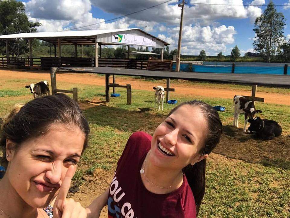 Irmãs deixaram rotina na fazenda em Mato Grosso para trilhar carreira na música sertaneja 