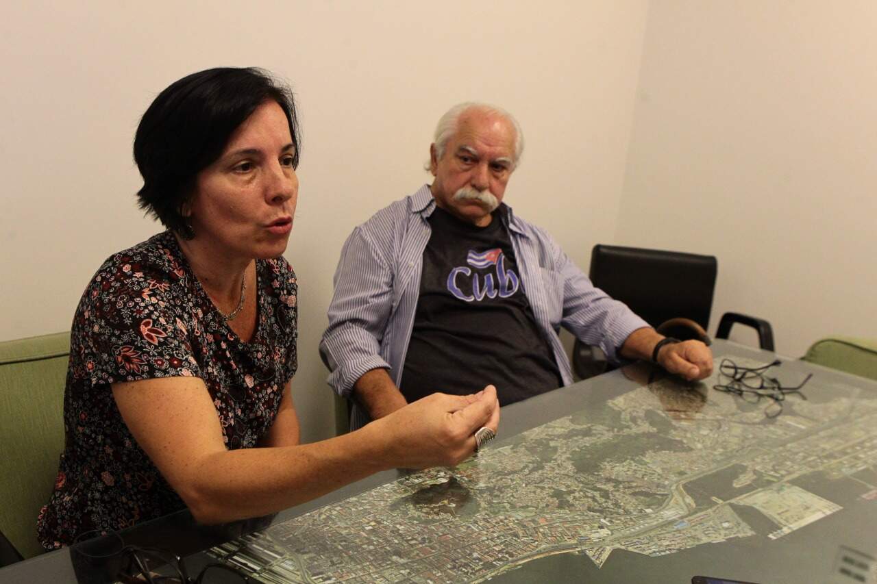 Gabriela e Anibal Ortega são representantes da Associação José Martí