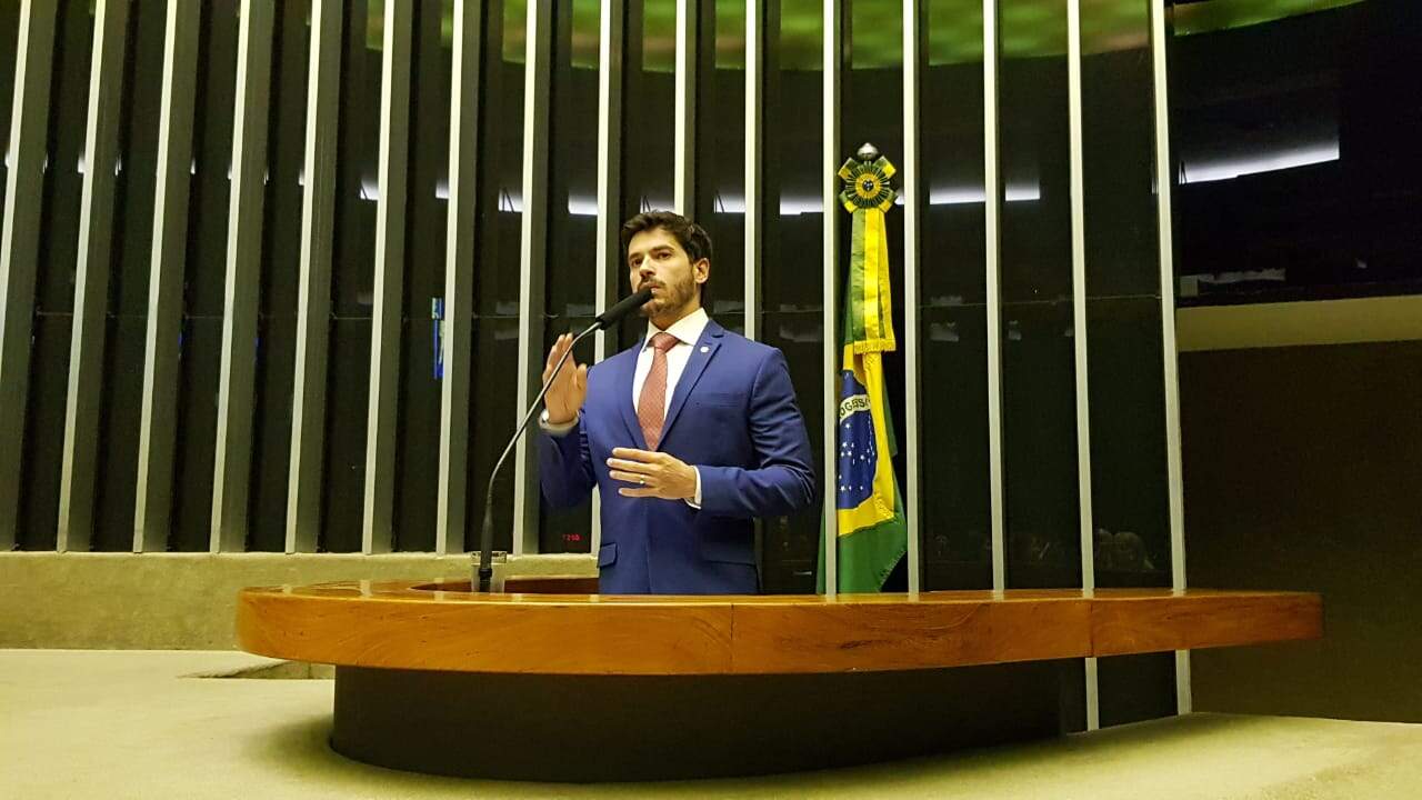 Bozzella condicionou aprovação da PEC ao avanço e crescimento econômico do Brasil