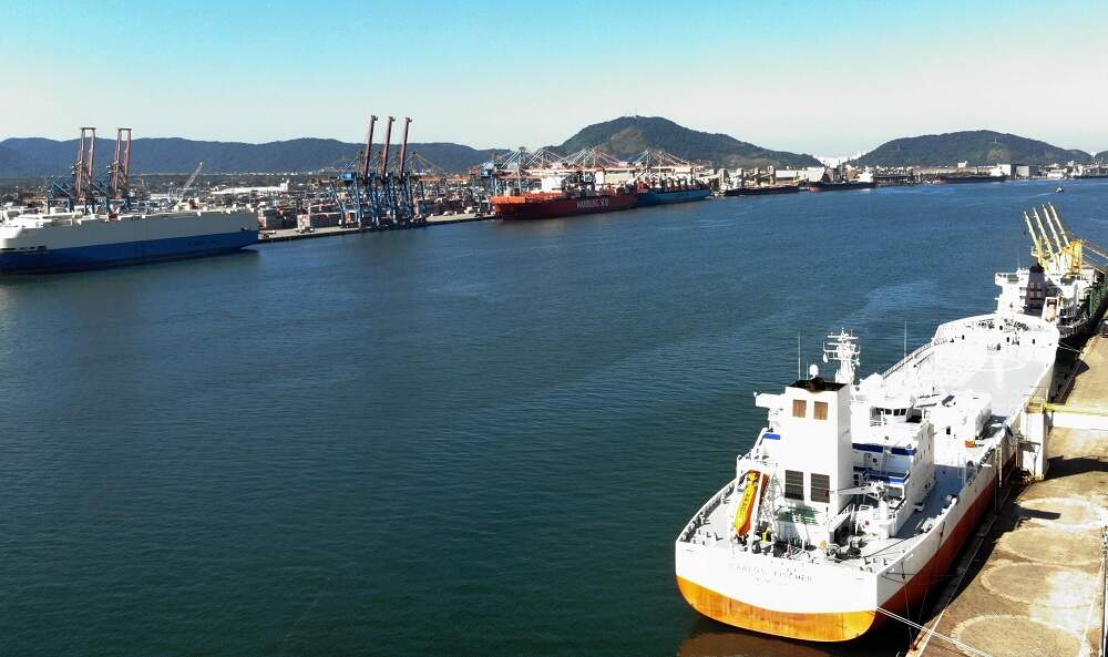 Terminais portuários defendem cobrança do THC-2, medida criticada pelas instalações retroportuárias