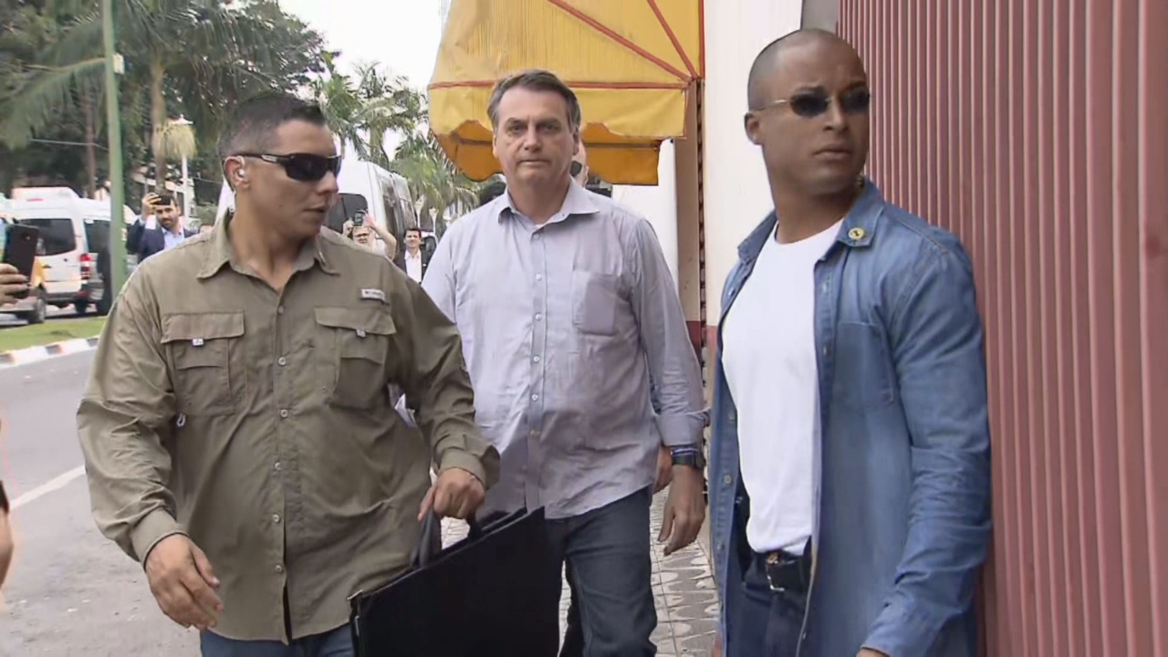 Após visita em Eldorado, Bolsonaro foi até Miracatu para almoçar com irmão 