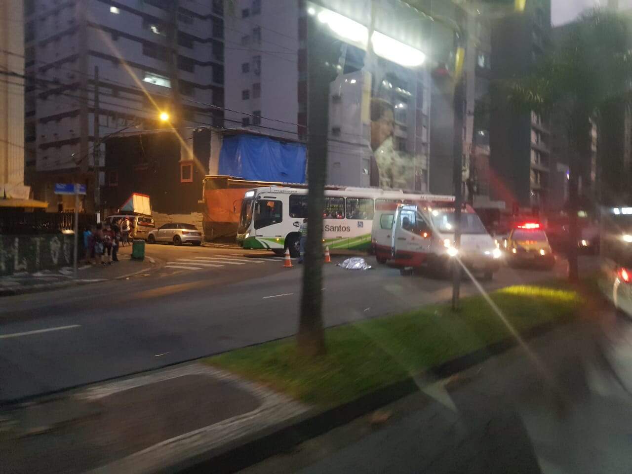 CET-Santos realizou um desvio na altura da Avenida Bernardino de Campos, o gera trânsito no local