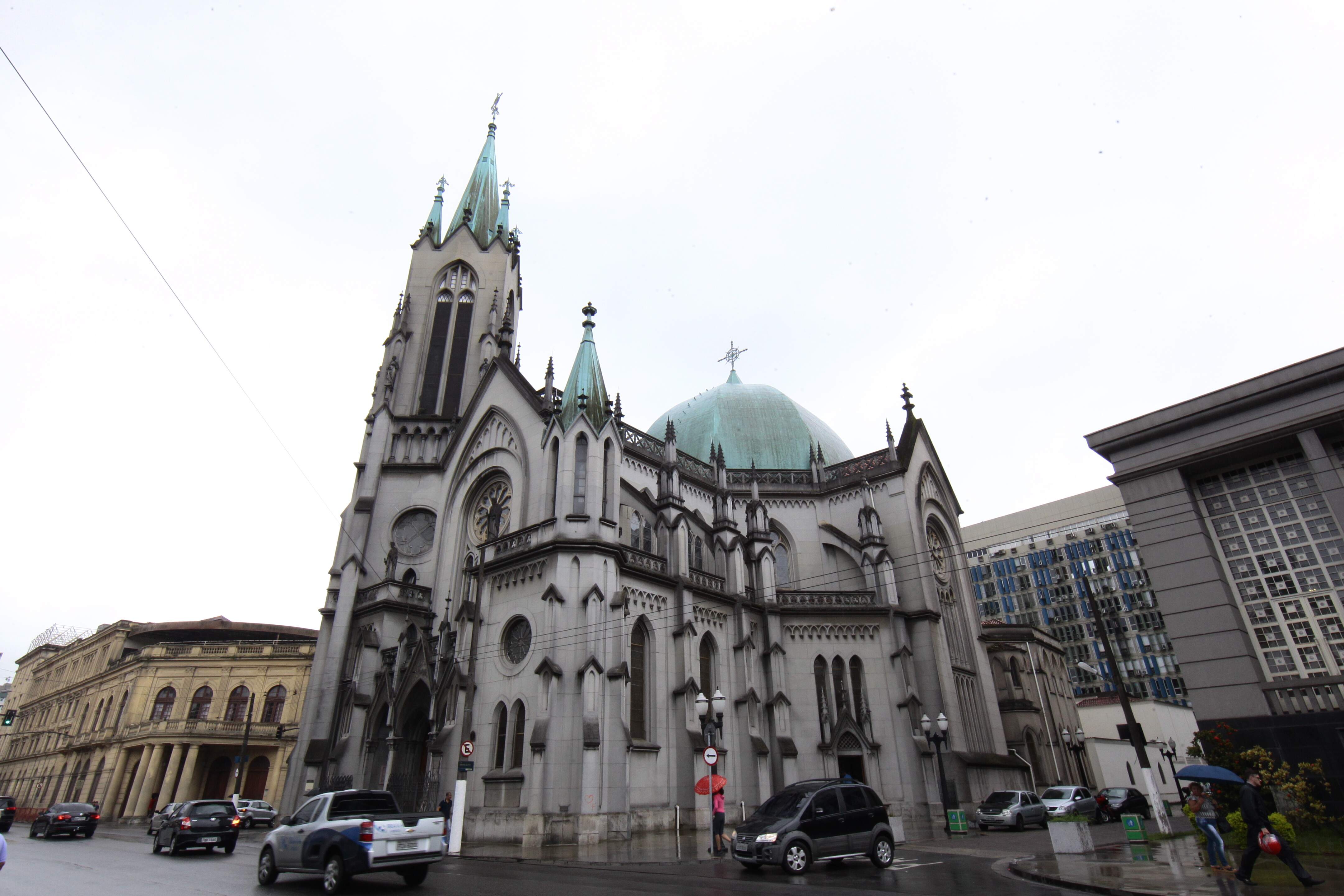 Catedral de Santos terá missa em homenagem no domingo de manhã