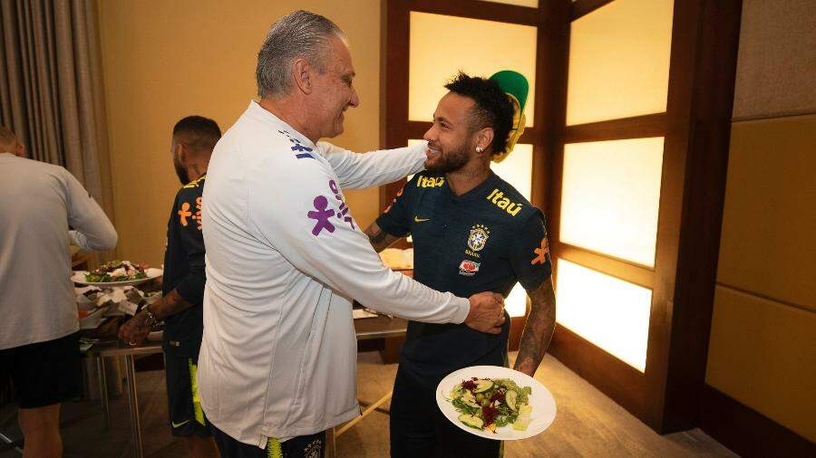 Tite preferiu proteger Neymar após tentativa frustrada de sair do PSG