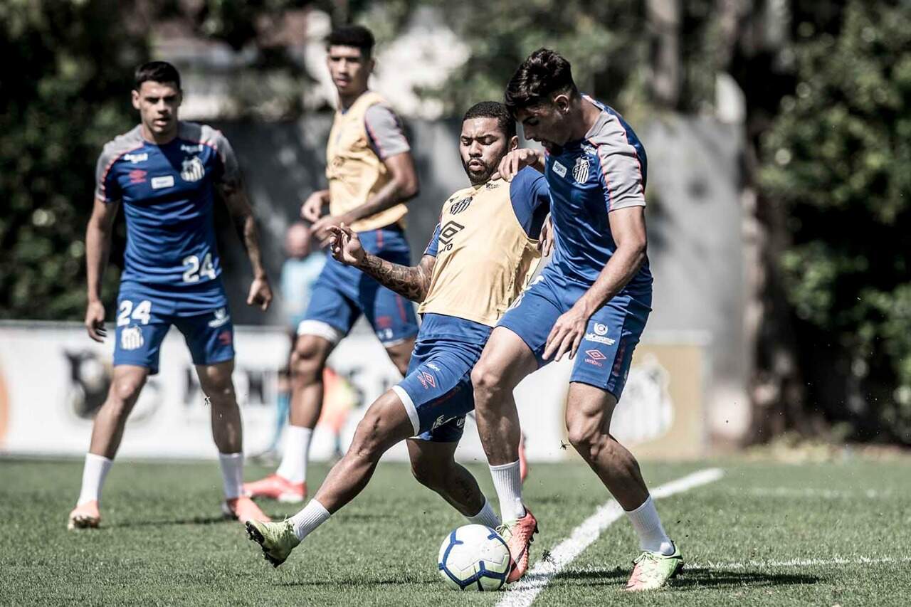 Santos goleia a equipe sub-23 alvinegra em jogo-treino 