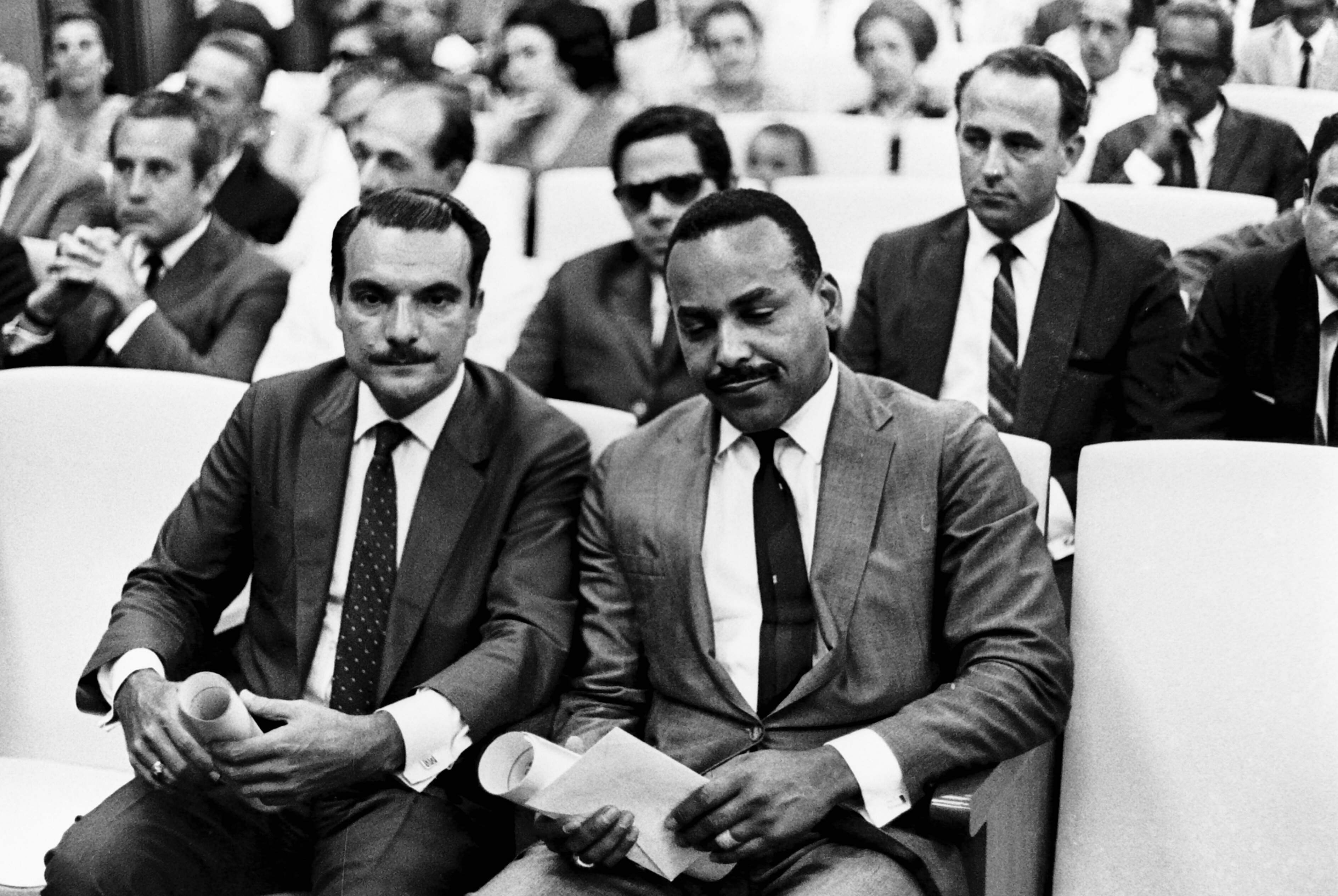 Oswaldo Justo e Esmeraldo Tarquínio na cerimônia de diplomação, em dezembro de 1968 