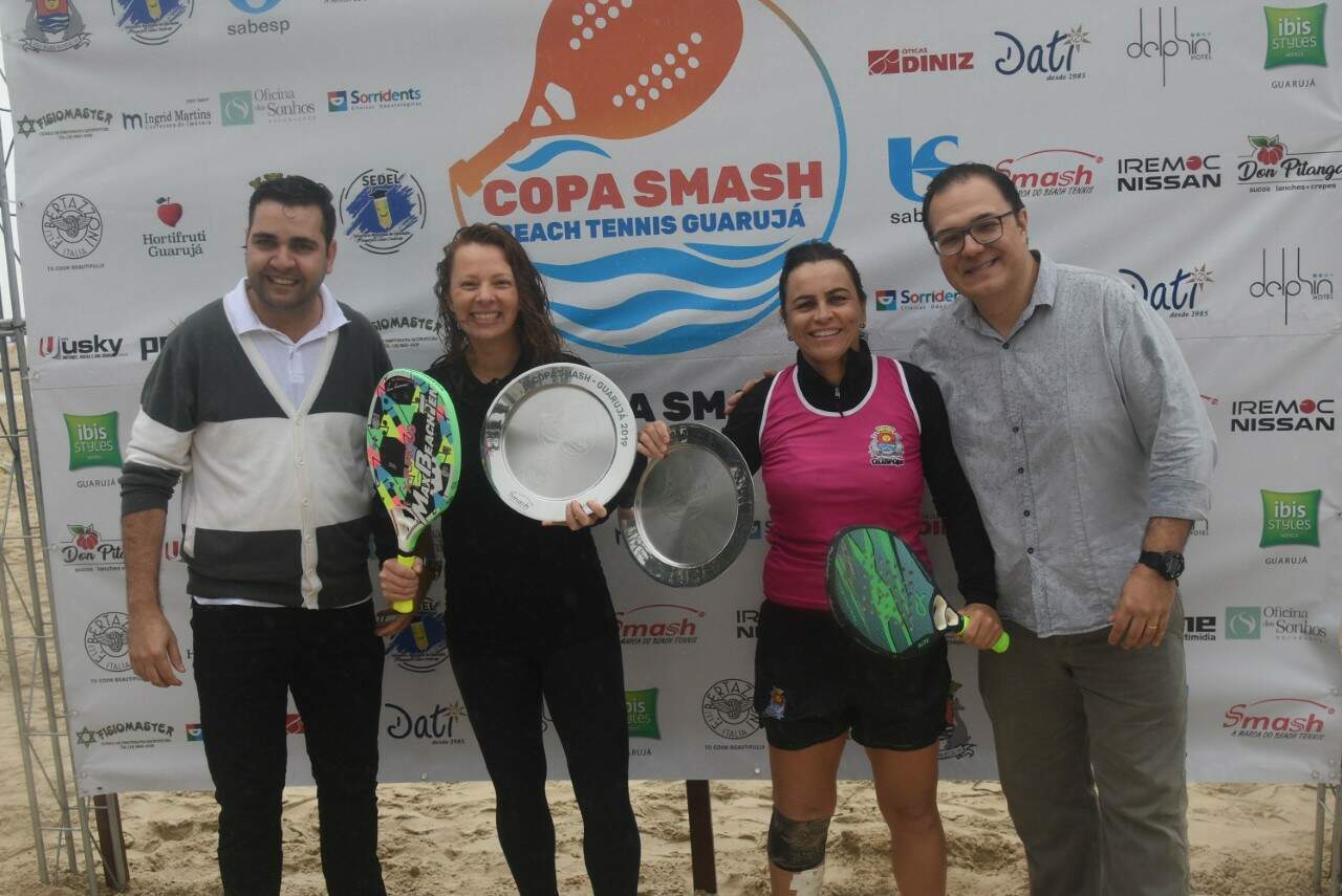 Elizandra e Patrícia foram campeãs da 5ª Copa Smash