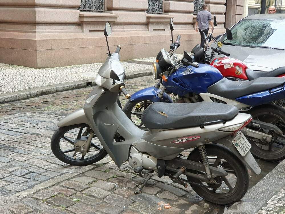 Na cidade de Santos, 30% da frota de veículos é de motos 