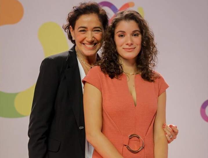 Lilia Cabral comenta sobre o primeiro papel fixo da filha na televisão 