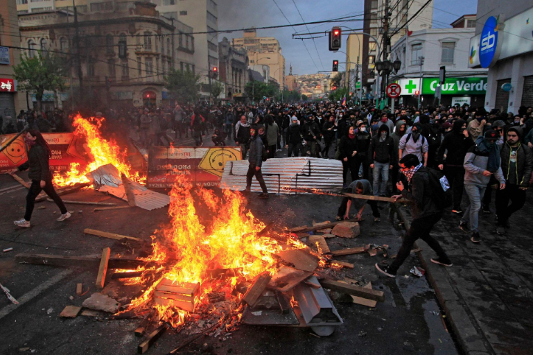 Sete pessoas morreram, segundo o Ministério do Interior, e 1.462 foram detidas nas manifestações
