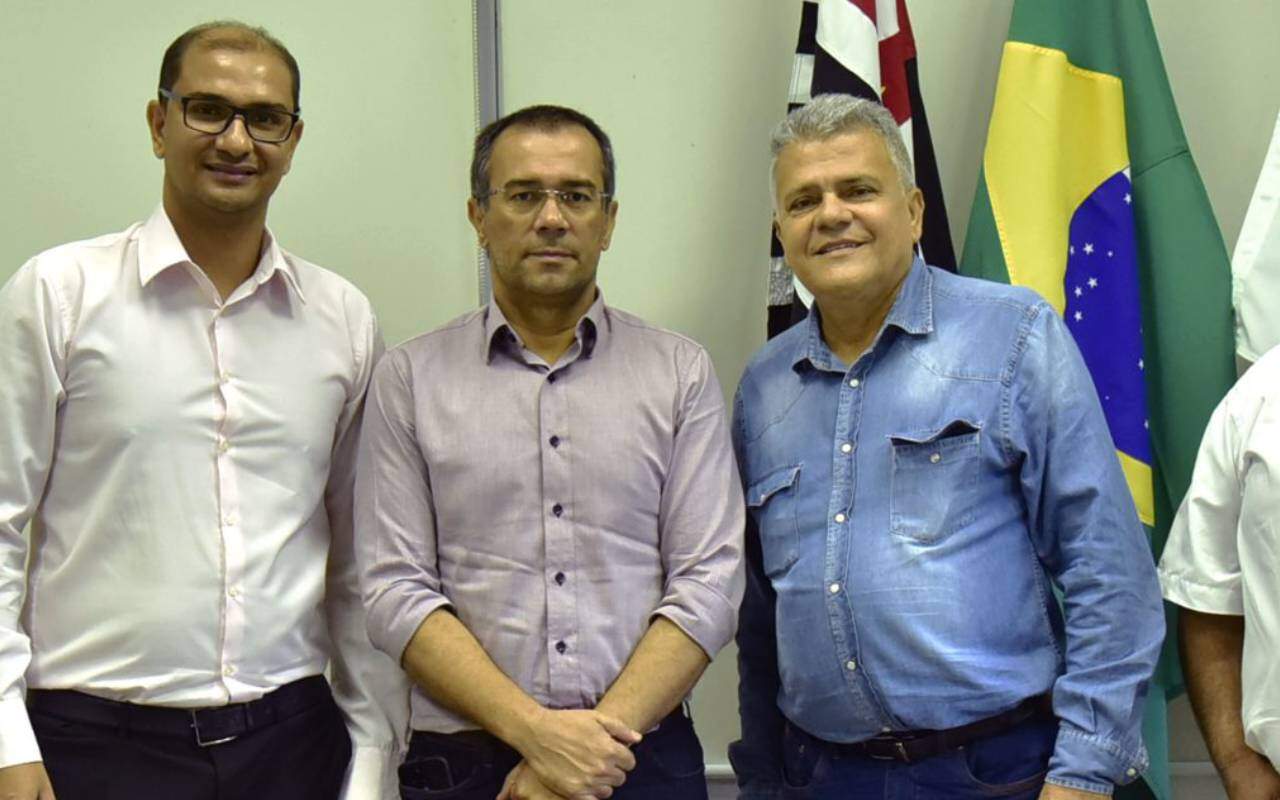 Elias Pereira de Souza, Ademário Oliveira e Aguinaldo Araujo estiveram na solenidade