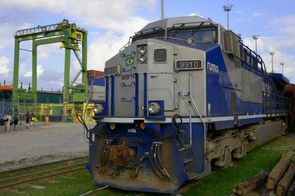 Atualmente, modal ferroviário corresponde a 27% do transporte de cargas no Porto de Santos