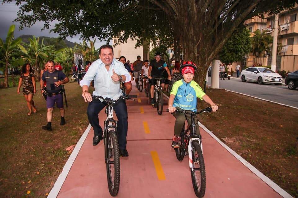 Inauguração da ciclovia Carlão em Mongaguá contou com a presença do prefeito Márcio Cabeça