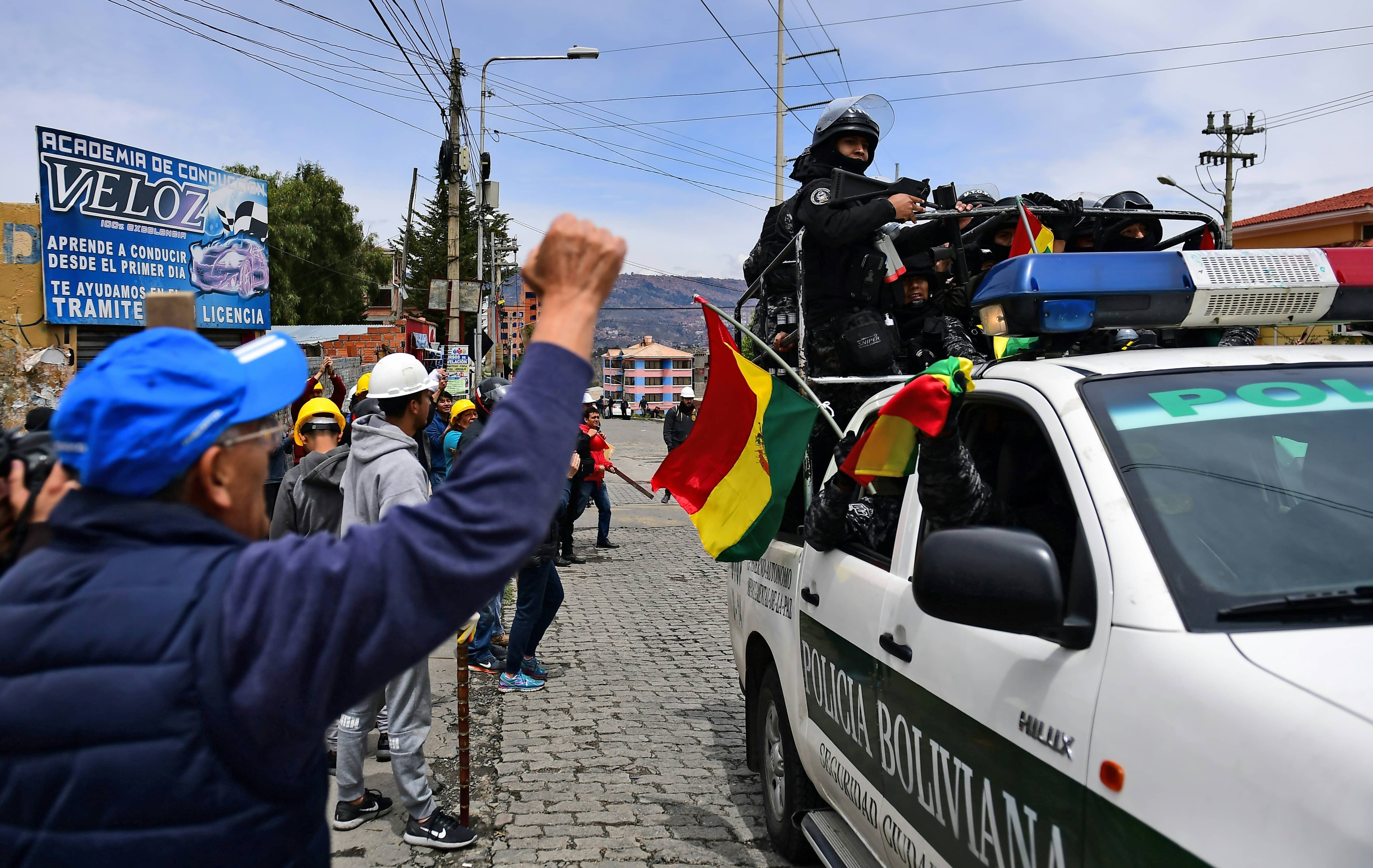 Após renúncia de Evo Morales, Bolívia está sem governante
