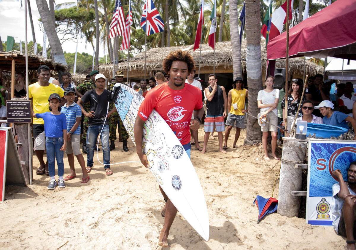 Victor Bernardo é um dos principais surfistas da nova geração 