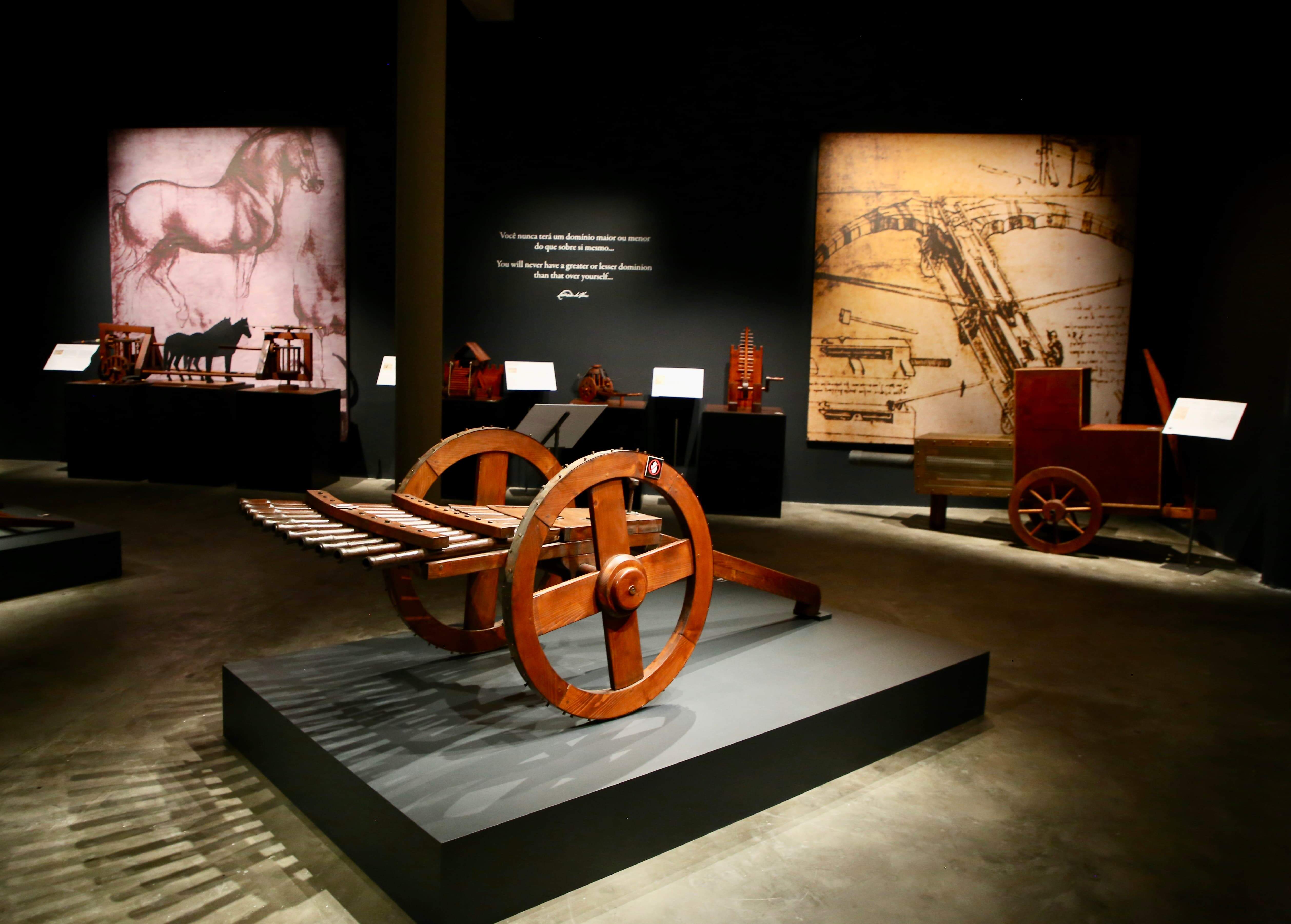 Protótipos de invenções de Da Vinci têm espaço na mostra 
