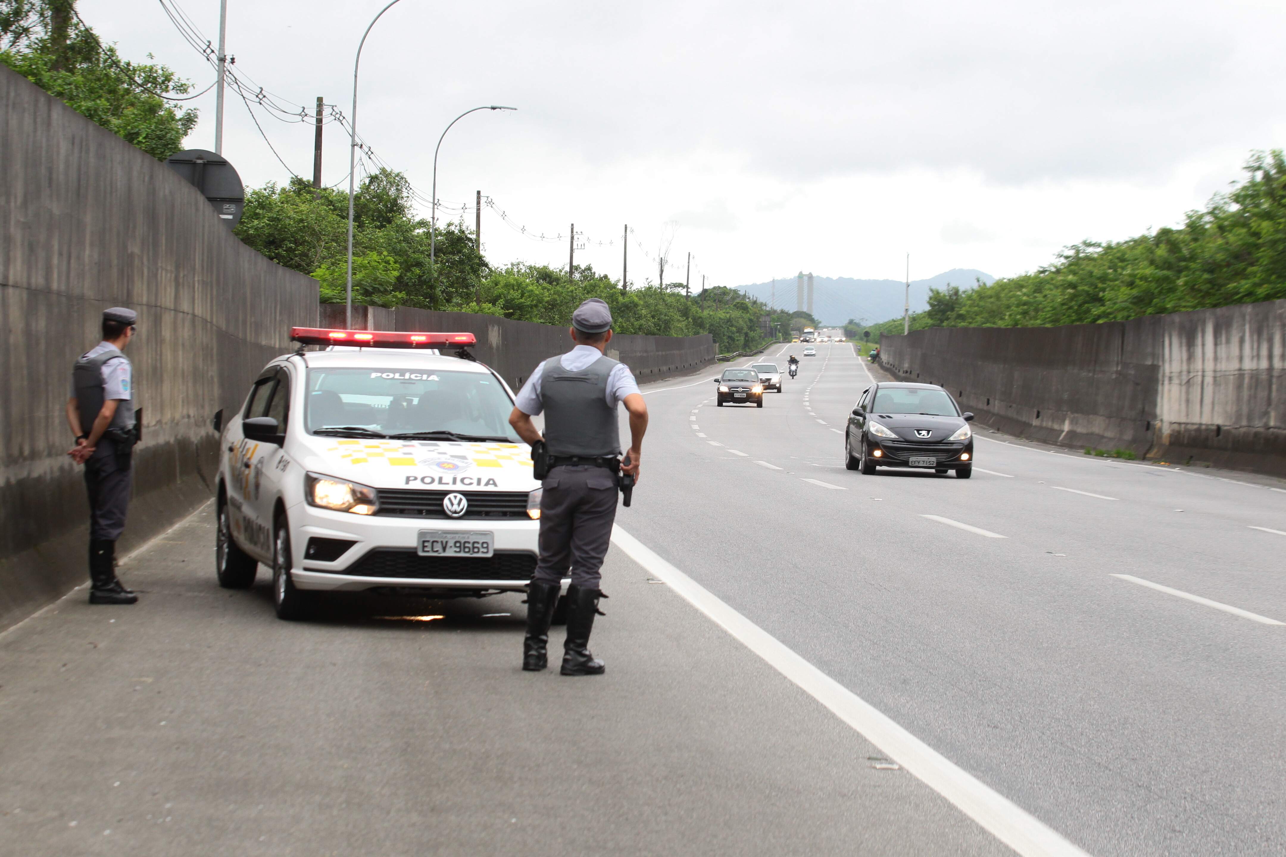 Quem passa pelas rodovias da região reclama das ações dos bandidos e cobra reforço no policiamento