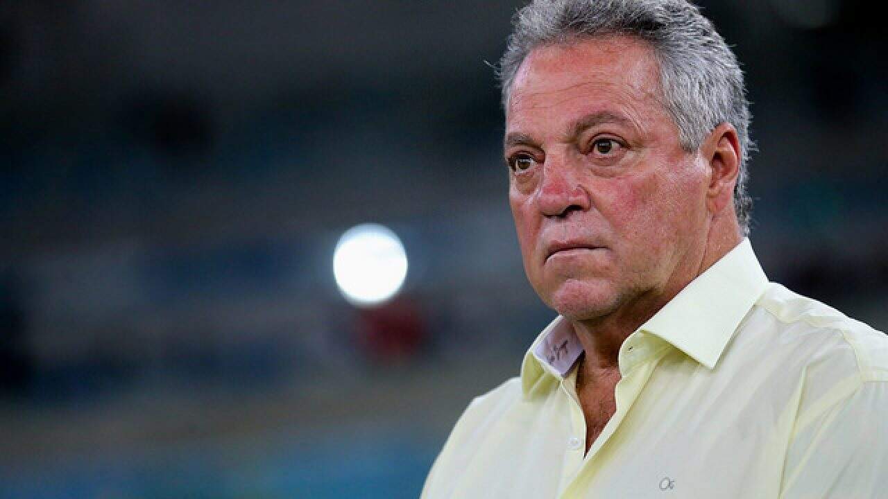 Após derrota para o CSA, em casa, Abel Braga não é mais técnico do Cruzeiro