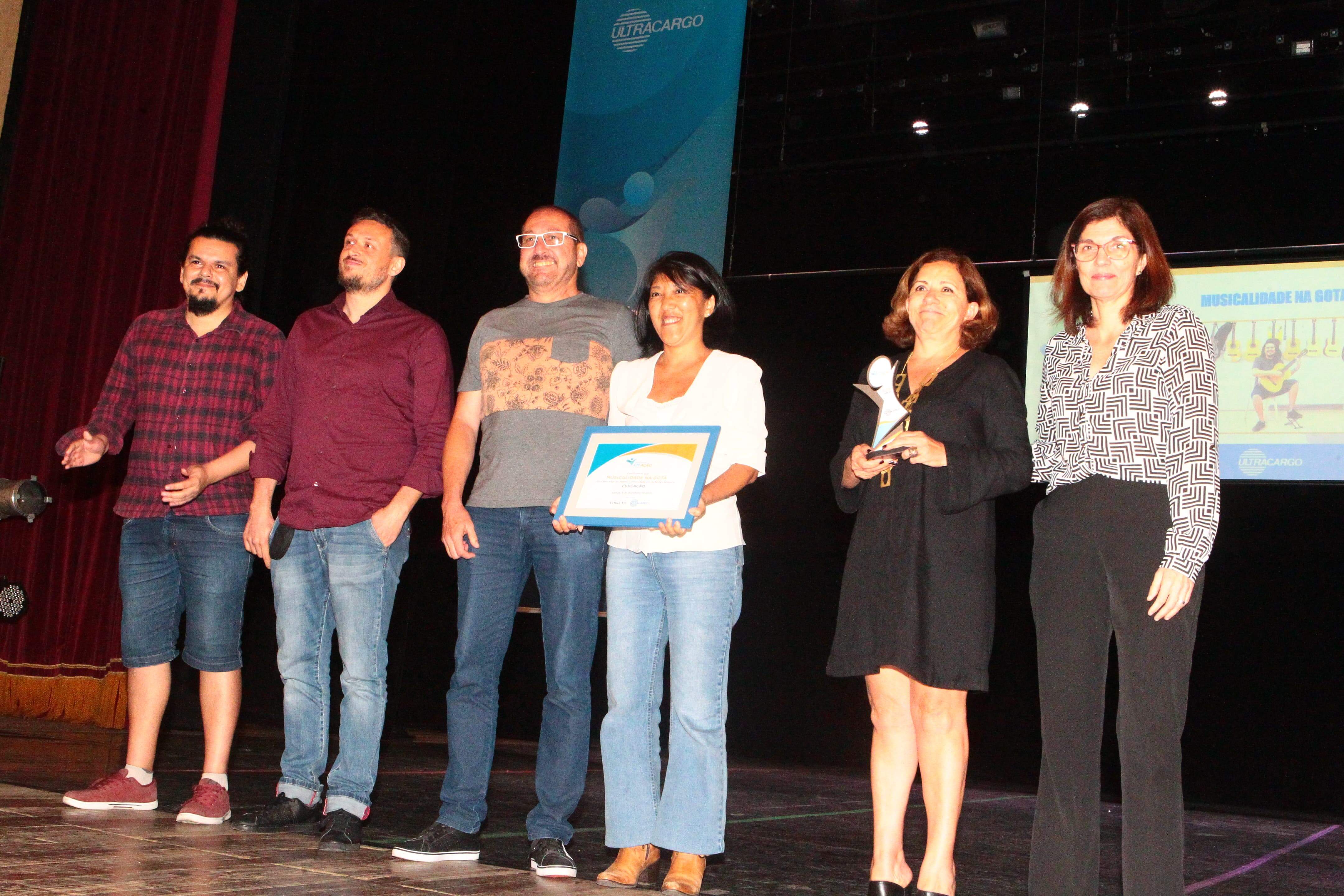 Cerimônia dos vencedores do Prêmio Comunidade em Ação no Teatro Coliseu 
