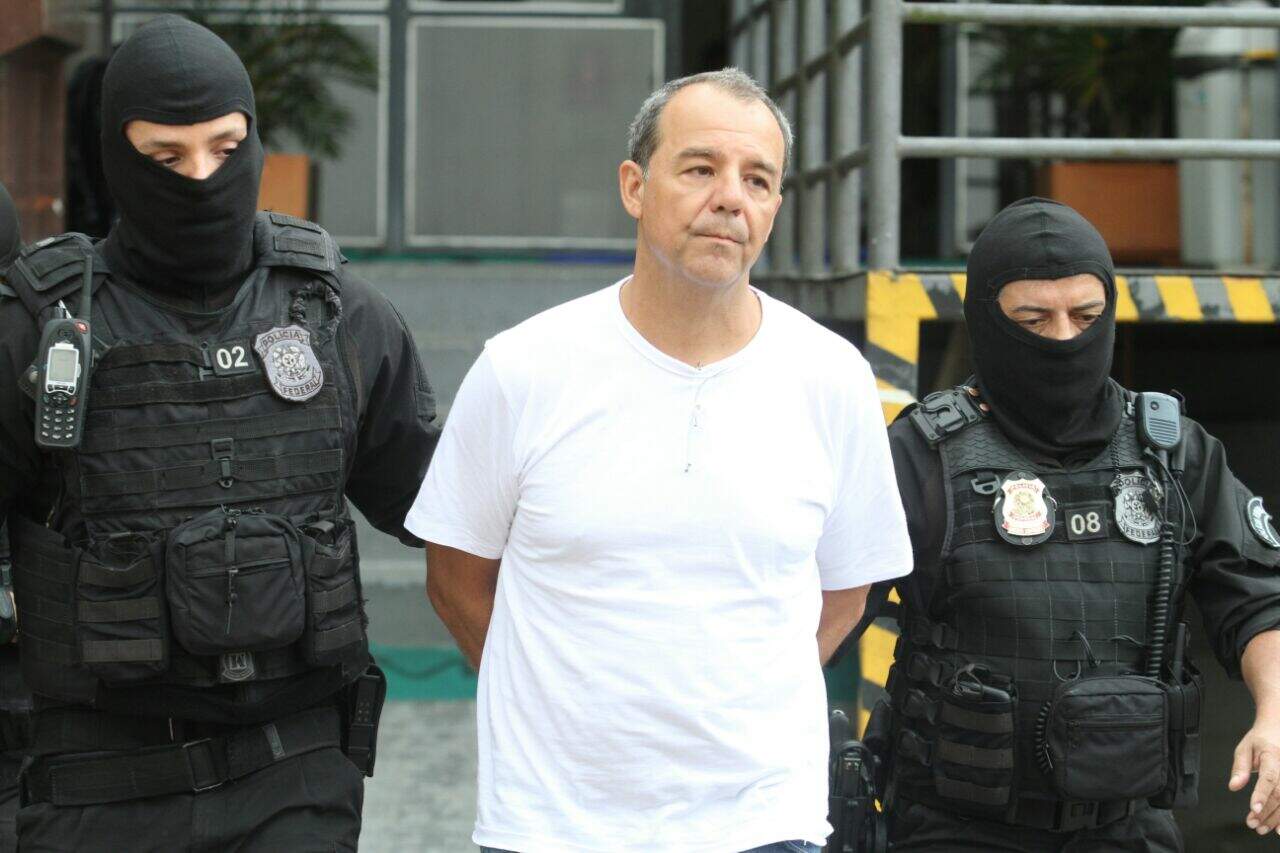 Material foi adquirido com dinheiro do esquema de corrupção chefiado por Sérgio Cabral